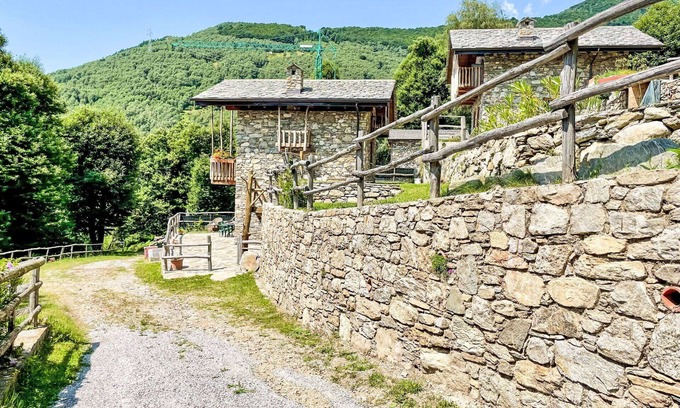 Sorico Casa | Precioso apartamento en villa para 6 personas con WIFI, TV, patio y mascotas permitida