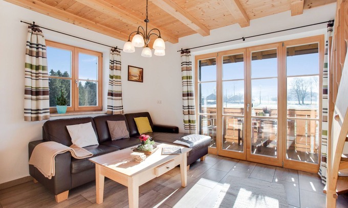 Bad Heilbrunn Apartamento | Acogedor apartamento "Seeblick" con jardín, terraza y Wi-Fi