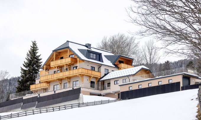 Mauterndorf Apartamento | Cosy apartment with pool