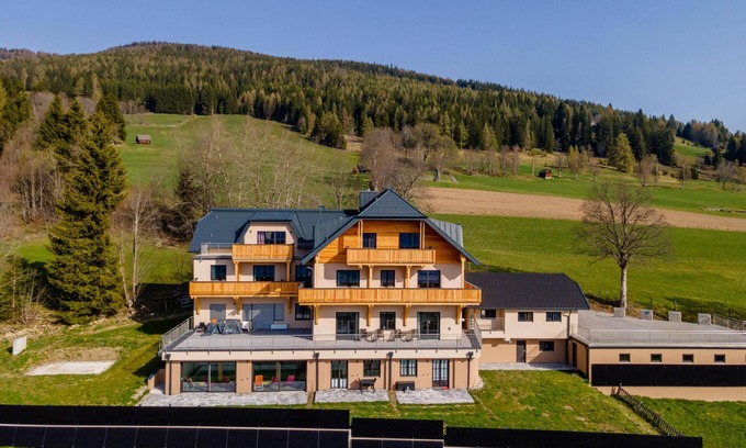 Mauterndorf Apartamento | Cosy apartment with pool