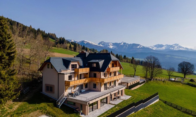 Mauterndorf Apartamento | Cosy apartment with pool