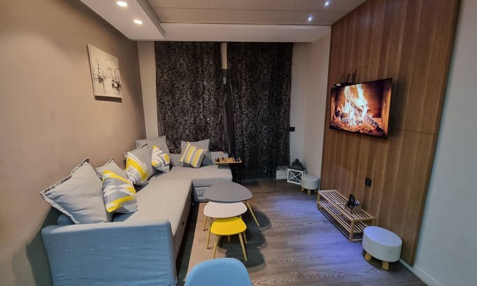 Racine Apartamento | Cosy Appartement Au Centre de Casablanca
