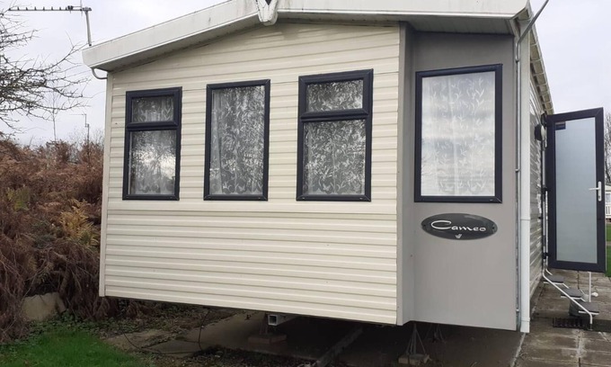 Woodhorn Casa | Cosy caravan at Sandy Bay, in the heart of Northumberland ref 29015WV