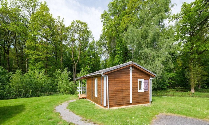 Signy-le-Petit Chalet De Esquí | Chalet en Signy-le-Petit con piscina compartida