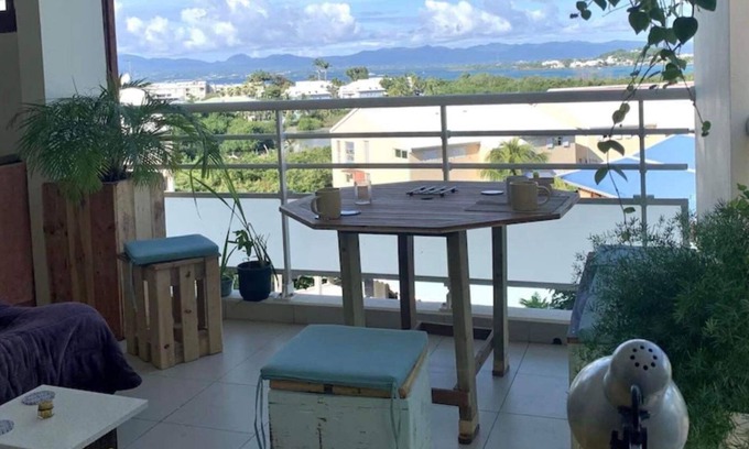 Pointe de la verdure Apartamento | Cosy cocoon 50m from the beach, WATER TANK