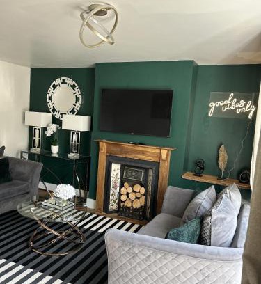 Corby Casa | Cosy Corby Getaway