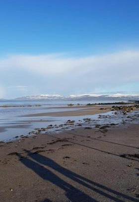 Buncrana Casa | Cosy Cottage- Sleeps 4 Free Parking & Golf Nearby