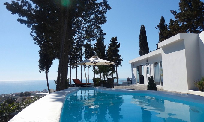Algarrobo Chalet De Esquí | Acogedora casita con vistas a la Costa del Sol