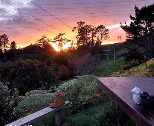 Omata Chalet De Esquí | Cosy Country Cottage on a Sunny Hill
