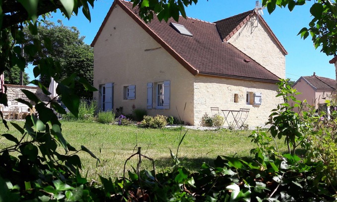 Bissey-la-Cote Casa | Cosy country house