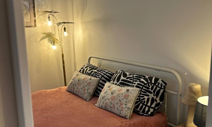 Bray on Thames Casa | Cosy Double Room 5 Minutes from Station,Peaceful Area, Only 20 Minutes to London