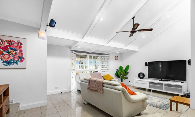 Mildura Casa | Cosy, Eclectic Inner City 3BR Spacious Period Home
