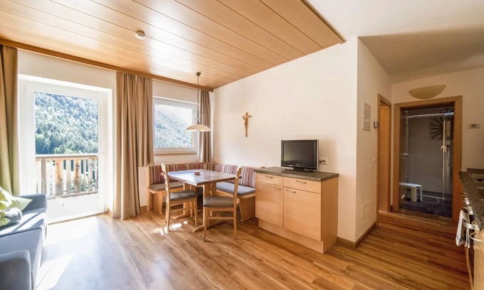 Collepietra Apartamento | Acogedor apartamento vacacional familiar "Sonnleiten der kleinen Bären 9"
