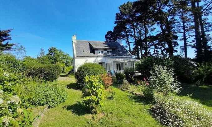 Le Palais Casa | Cosy family home 15 minutes' walk from the palace center