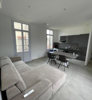 La Californie Apartamento | Cosy flat 250m from beach