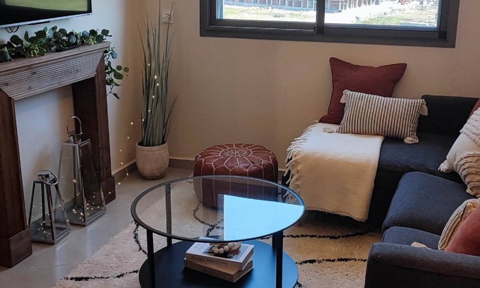 Gueznaia Apartamento | Cosy, fully-equipped apartment, 6 min from airport, fiber optics, air conditioning, free parking.