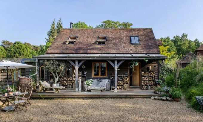 Forest Row Casa | Cosy Getaway in boutique barn nesteled in Ashdown Forest