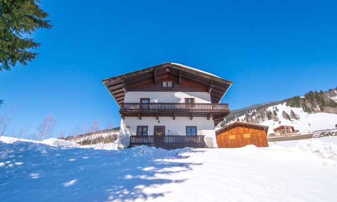 Vorderglemm Casa | Cosy holiday home with a lovely terrace