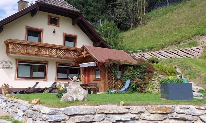 Muhr Apartamento | Acogedor apartamento vacacional con terraza y jardín en Muhr, estado de Salzburgo