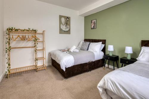 Leeds Apartamento | Cosy Home ,Pets Welcome, Sleeps 8,Parking