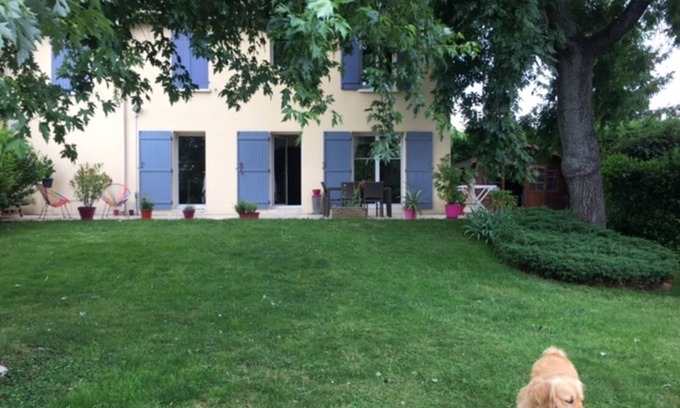 Chazay-d'Azergues Casa | Acogedora casa con jardín y piscina privada a 15 mm de LYON.