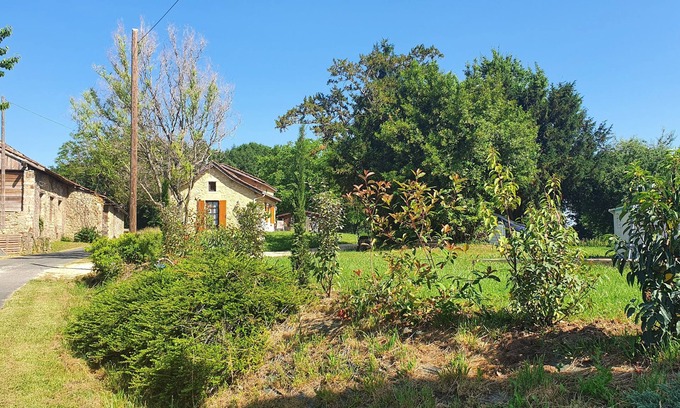 Prats-du-Perigord Cabaña | Cosy in Périgord - Charm and Quiet **- 4 people | pets allowed | swimming pool