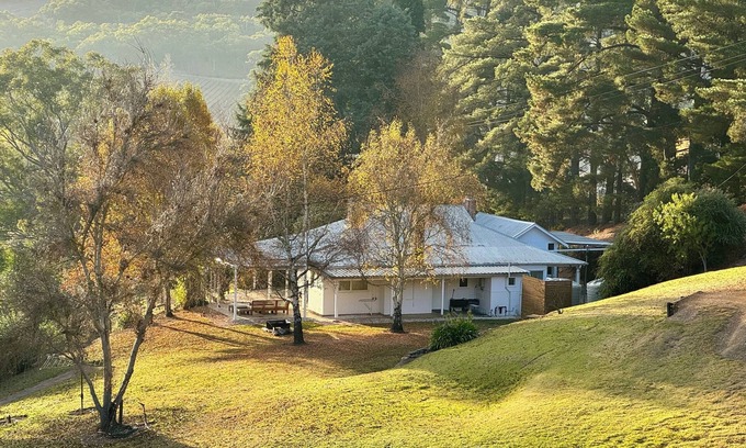 Lenswood Casa | Cosy Lenswood Moemoea Cottage, in the heart of Adelaide Hills Wine region