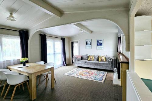 Taupo Casa | Cosy Lockwood in Town