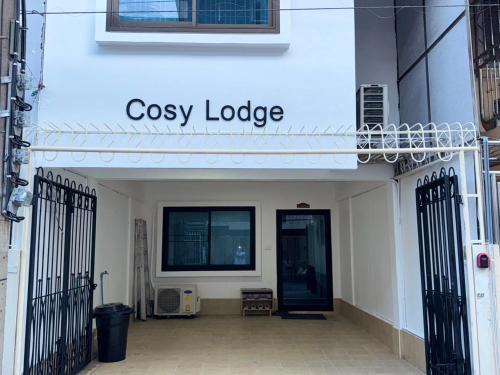 Rama 9 Casa | Cosy Lodge MRT Phra Ram 9
