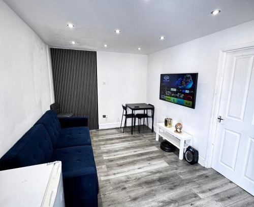 North End Apartamento | Cosy London Base 1 Bedroom Sofa Bed Sleeps 4 and Free Parking