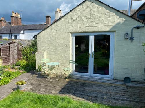 Thornhill Casa | Cosy one-bedroom Cottage - Parking Pets