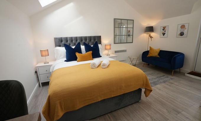 Mill Road Apartamento | Cosy & Quiet - KING BED, Smart TV, Central Cambridge Apartment