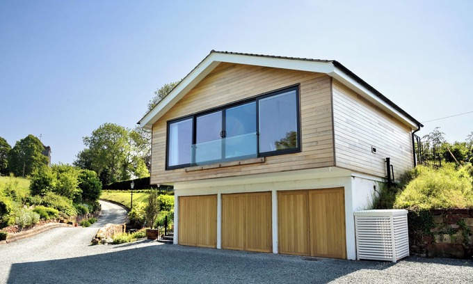 Wroxeter Apartamento | Cosy, relaxing dog friendly escape overlooking the river Severn.