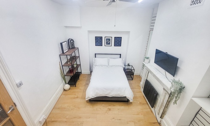 Camden Town with Primrose Hill Apartamento | Cosy Renovated Room in Camden Town - 1 min from Camden Market