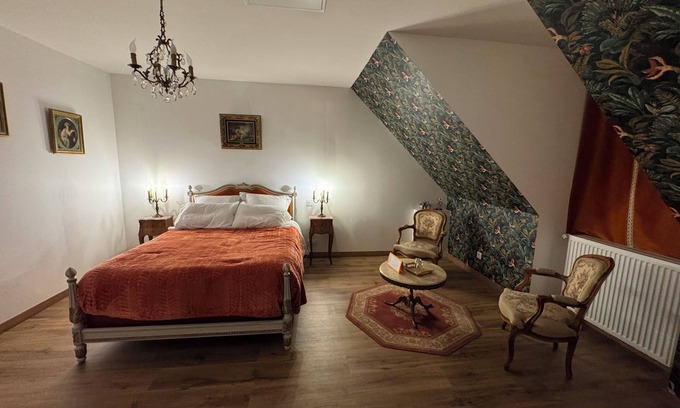 Mont-pres-Chambord Cama Y Desayuno | Cosy room in the woods