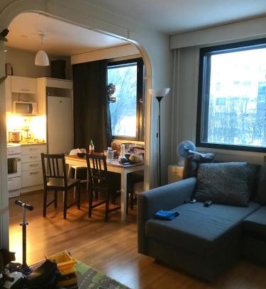 Keskinen District Casa | Cosy room in Pasila