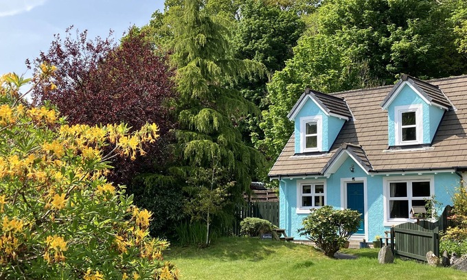 Cairnbaan Cabaña | Cosy rural cottage hideaway on historic Crinan Canal