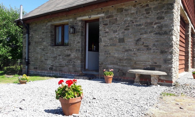 Builth Wells Casa | Acogedora, elegante cabaña de piedra independiente, a 1000 pies de altura