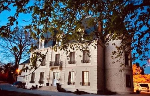 Varennes-Vauzelles Apartamento | Cosy studio 2 personnes