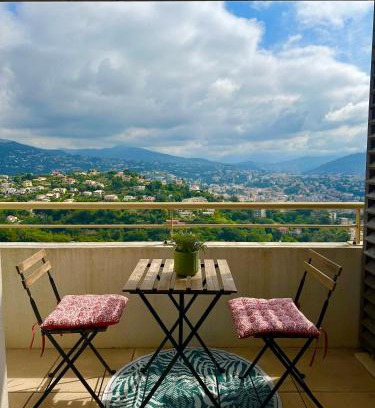 Saint Philippe Apartamento | Cosy studio avec parking et vue féerique
