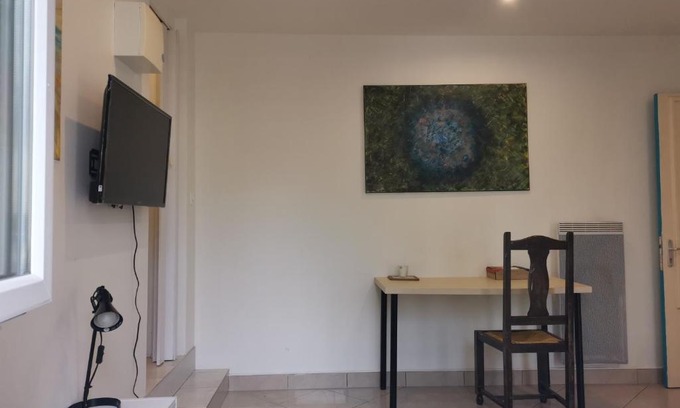 Vitry-sur-Seine Apartamento | Cosy studio pour deux personnes
