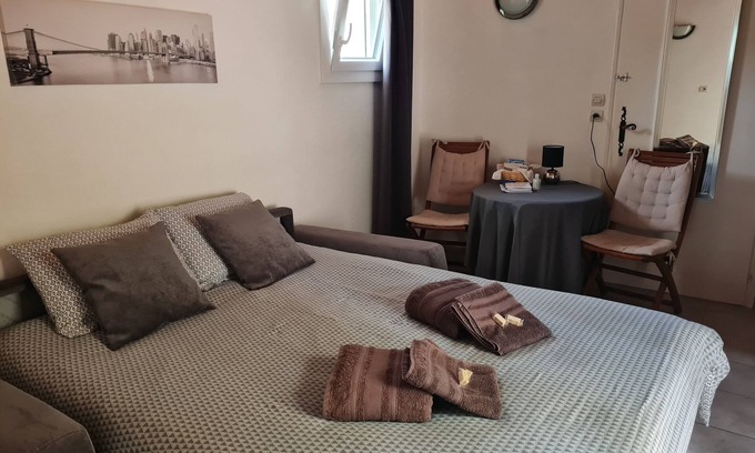 Bollene Apartamento | Cosy studio with pool