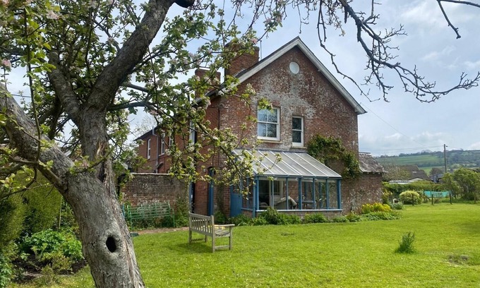 Woolland Cabaña | Cosy Stylish Dorset Cottage