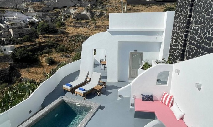 Episkopi Gonias Casa | Cosy suite with heated jacuzzi and view