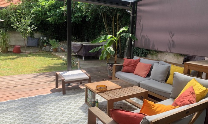 Cauderan Condominio | Cosy two bedrooms appartement with private garden! Pétanque, Bbq and chill!