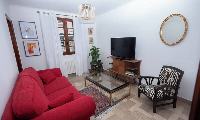 Prats-de-Mollo-la-Preste Apartamento | Cosy, vintage ground-floor apartment