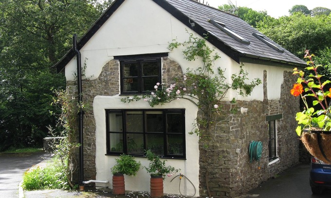 Torrington Casa | Acogedor, muy tranquilo, relajante retiro, bonito entorno, idílico. (mascota amigable)