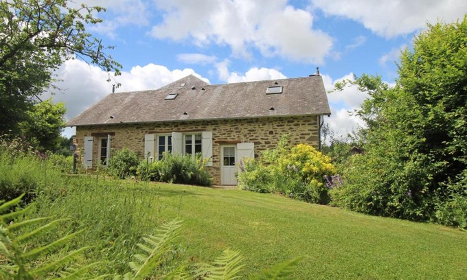 Saint-Germain-les-Belles Casa | Cote jardin