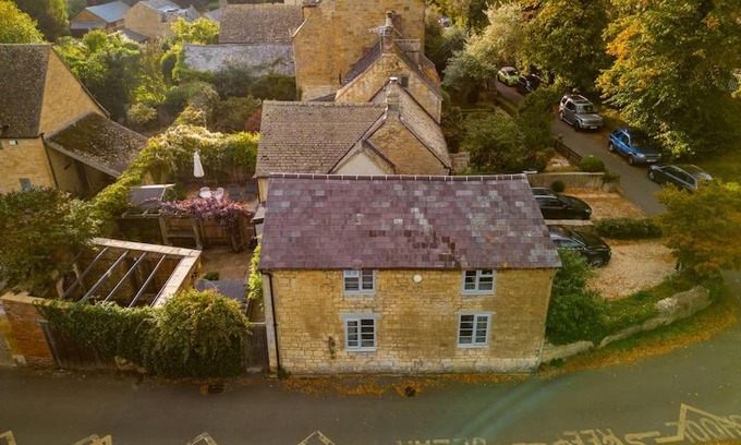 Moreton-in-Marsh Casa | Cotswolds Corner Cottage