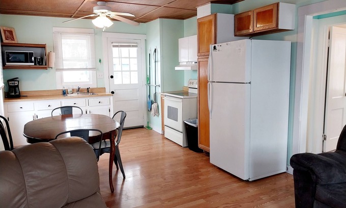 Marblehead Casa | Marblehead Cottage # 1 @ East Harbour, a 100 yardas del agua, muelle gratuito.